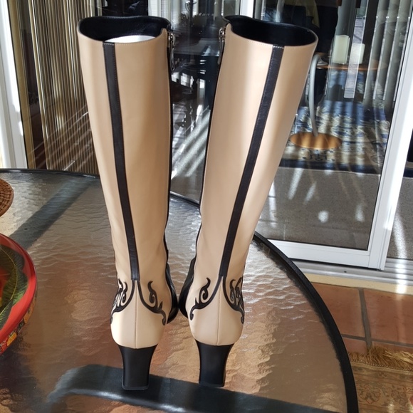 Nouchka Leather Boots - Picture 2 of 7